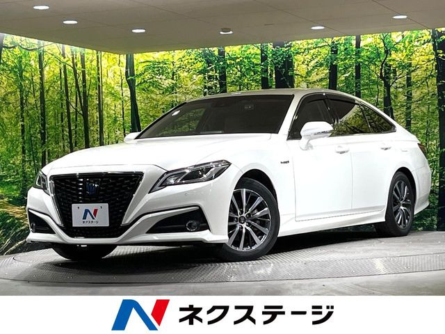 クラウン ハイブリッド 2.5 S Cパッケージ
