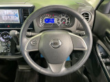 【純正革巻きステアリング】上質な革を使用することで、手にしっかり馴染みとても運転しやすいハンドルです♪