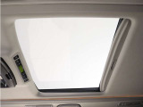【ツインサンルーフ】サンルーフ装備車両!高級感もアップ、大人気オプション解放感溢れる快適なドライブをお楽しみください♪