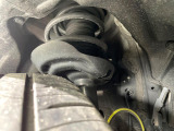 お車を安心してお乗りいただく為には、足回りの定期点検が欠かせません。サービスサポート(有償保証)では無料点検もご提供しており、安心のカーライフをお過ごしいただけるサポート体制が整っています。