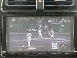 停車時にテレビ放送を視聴可能。お子様連れのご家族に最適で、移動時間を楽しく演出します。