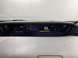 【スピードメーター】メーターがシンプルで見やすく運転しやすいですね!