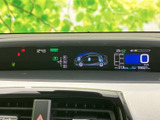 スタイリッシュなデザインで、視認性の高いメーターです。車の状態をひと目で確認でき、安心・安全なドライブをサポートします。