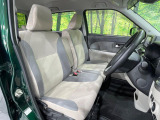 運転席シート廻りは使用感も少なく、良好な状態となっています。丁寧に使われていたことがよくわかりますね。