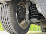 お車を安心してお乗りいただく為には、足回りの定期点検が欠かせません。サービスサポート(有償保証)では無料点検もご提供しており、安心のカーライフをお過ごしいただけるサポート体制が整っています。