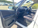 他にも画像がございますので、是非ご覧頂ければと思います。より詳しくお車をご覧いただけます。