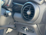 こちらのお車はMINI NEXT鶴ヶ島に展示中です。☆お問合せをお待ちしてます!