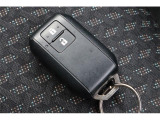 いまや必須のスマートキーも装備!施錠、解錠、エンジンスタートも身につけているだけで可能です!
