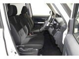 当店は全車『ロングラン保証』付!(1年間、距離無制限 HV車はHV保証付) 別途延長保証もご用意しております♪ ぜひ現車を確認にご来店ください