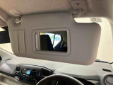 納車前にはプロのメカニックが、各部の点検を行います。ディーラーにしか出来ない品質、そしてサービスできっと満足していただけると思います!