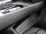 お車は一生の内にそう何度も買いなおされるものではありません。なので後悔の無いお車選びとカーライフ私たちケイスマイルにサポートさせて下さい!