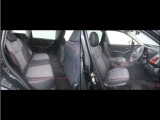 見通しの良いすっきりとした視界で、誰でも運転しやすいです。運転のしやすさは疲れにくさにも繋がりますよ♪
