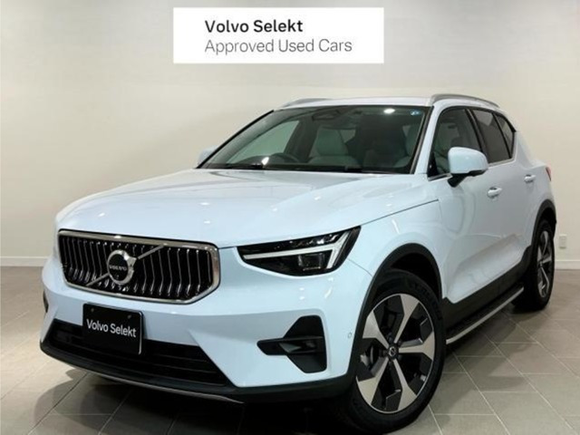 XC40 ウルトラ B4 AWD 4WD