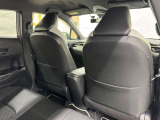 運転席後ろ側です。