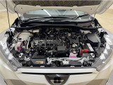 トヨタ中古車「まるごとクリーニング」施工済。エンジンルームを専用洗剤で洗浄!高圧&スチーム洗浄も行います。樹脂部分も艶出し剤でピカピカです☆☆