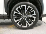 215/50R18です