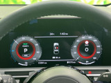先進のデジタルメーターで、車の状態を分かりやすく表示。速度、燃料残量、走行距離など、必要な情報を一目で確認できます。