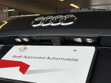 ●バックカメラ『駐車や後方の視界をサポートするための重要な機能です。多くのモデルに標準装備またはオプションとして搭載、リアバンパーに取り付けられたカメラが後方の映像を車内のディスプレイに表示します』