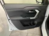 延長保証につきましてはお求めいただく車両によって保証料が異なりますので、当店スタッフまでお気軽にお問い合わせくださいませ。
