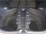 開口部の広いラゲージスペースは、ゴルフバック等の荷物も楽々積み込めます。
