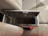 納車前にはプロのメカニックが、各部の点検を行います。ディーラーにしか出来ない品質、そしてサービスできっと満足していただけると思います!