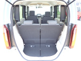 ◆定員乗車時のカーゴルームです。普段のお買い物の荷物やたくさんの収納が可能です。