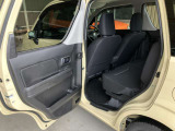 清潔な中古車展示場で皆様のご来店をお待ちしています。