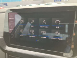 9.2インチ大型全面タッチスクリーンを搭載。ナビシステムの域をこえて車両を総合的に管理できるインフォテイメントシステムです。