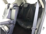3列目シートもひろびろとしたスペースを確保しています。大人数でのお出かけもばっちりです!
