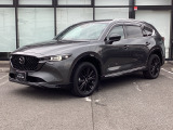 凜として意思の強さを感じさせる美しいプロポーション。大人のゆとりを感じさせる上質な空間。これがマツダのフラッグシップSUV。
