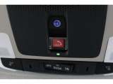 緊急通報ボタンが装備されています。ホンダコネクト対応。ご利用には、Honda Total Care プレミアムのご加入が必要です。