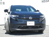 LEDヘッドライトです。ハイビームアシスト・ヘッドランプをハイビームにして走行中、前方の対向車や先行車がいたり、明るい場所を走行すると自動でロービームになります。