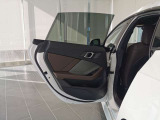 BMWプレミアムセレクション前橋では、高年式低走行モデルからMモデル、年式が経ちなかなかディーラーでは見かけないモデルまで幅広いラインナップで認定中古車を取り扱っております。品質に自信があります。