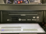ディスプレイオープンで音楽CD、DVDビデオなども視聴可能です。