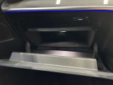 全国へのご納車を承っておりますので遠隔地のお客様にもご安心いただけます。(費用に関しましては、別途お見積りさせていただきます。)勿論、日本全国の正規ディーラーにて保証が受けられます。