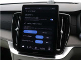 ドライブモードを変更できます。ドライブモードを選択すると、走行特性が変化して、ドライビングエクスペリエンスが向上し、特殊な状況で走行しやすくなります。