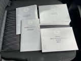保証書、各種取り扱い説明書あります。