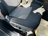 運転者を中心に作り上げられたインパネ、疲労軽減されるシート設計