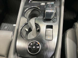運転席・助手席のドリンクホルダーです。手のとどきやすい位置にあるので便利です