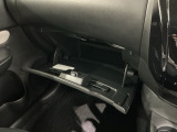 専門業者にて内外装のクリーニングを実施しております!