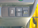 【オートリトラミラー】ドアロックに連動して自動開閉。狭い駐車場でも安心・快適な便利機能です。