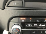 助手席にもシートヒーターがついているので同乗者の方も快適です!