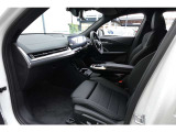 BMWの助手席に座るのもこれまた格別です☆