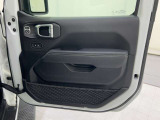 『ジープ東名横浜』にて販売中。知りたいこと、聞きたいこと、お気軽にご相談ください(営業時間 10:00〜18:00/水曜定休)。中古車購入のご要望や疑問にお応えします