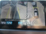 フロントタイヤ左右を映し出します 幅寄せするときに便利です
