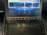 Bluetoothは勿論、フルセグTVが装備されておりますので、ドライブをお楽しみ頂ける仕様となっております。