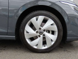 225/45R17インチ・アルミホイールになります。