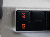 VSC(Vehicle Stability Control)付です。 横滑りを防止する装置です。 万が一の時に作動する、安全のための装置です。