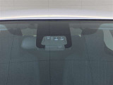 衝突被害軽減ブレーキを搭載したサポカーです。トヨタ専用診断機器で、安全運転支援装置のシステムを綿密に点検してあります。