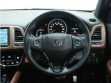 ◆ハンドル全体◆各種スイッチがハンドルから手を放さず操作できるので運転中でも楽に操作できます。
